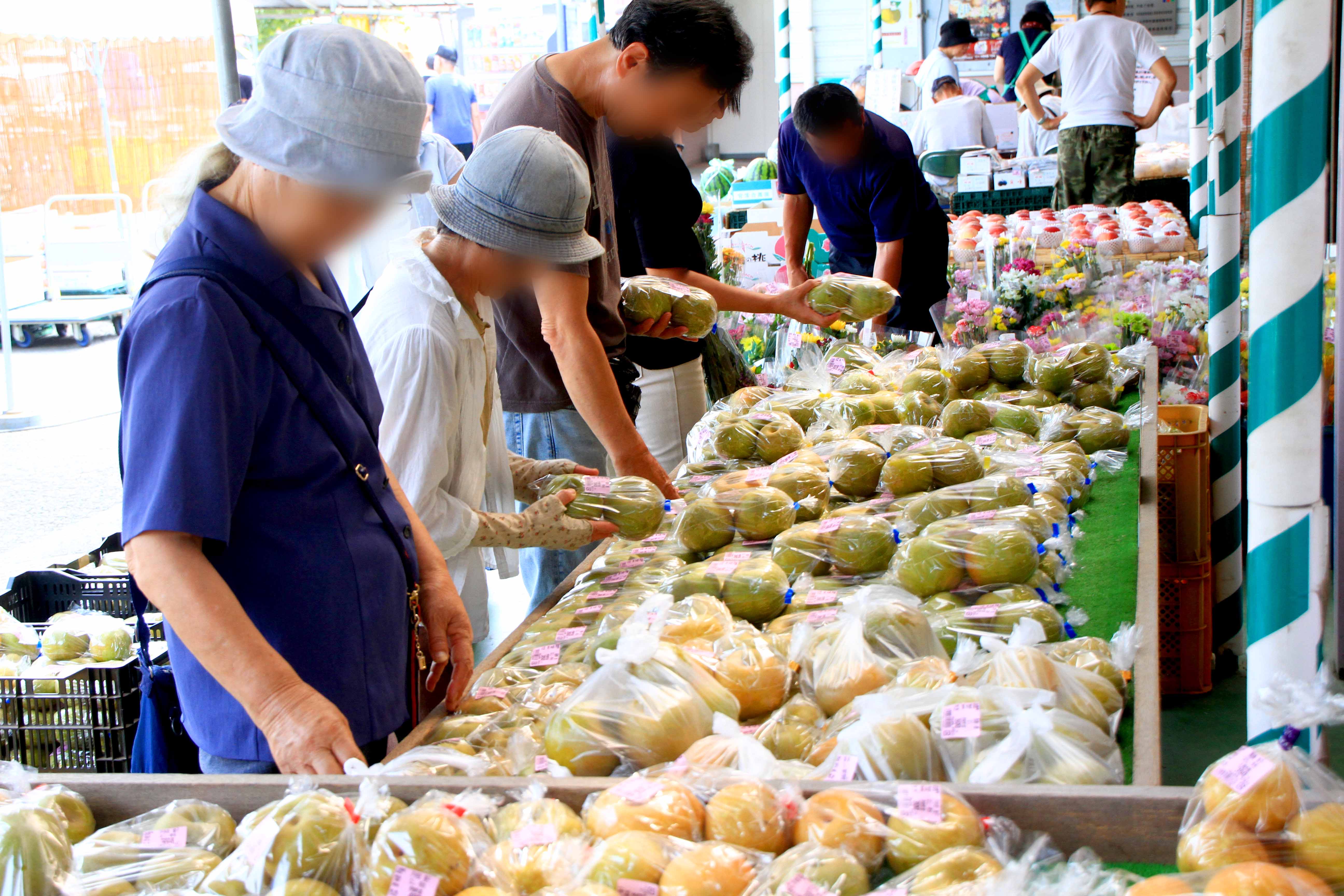 四季彩館農産物直売所