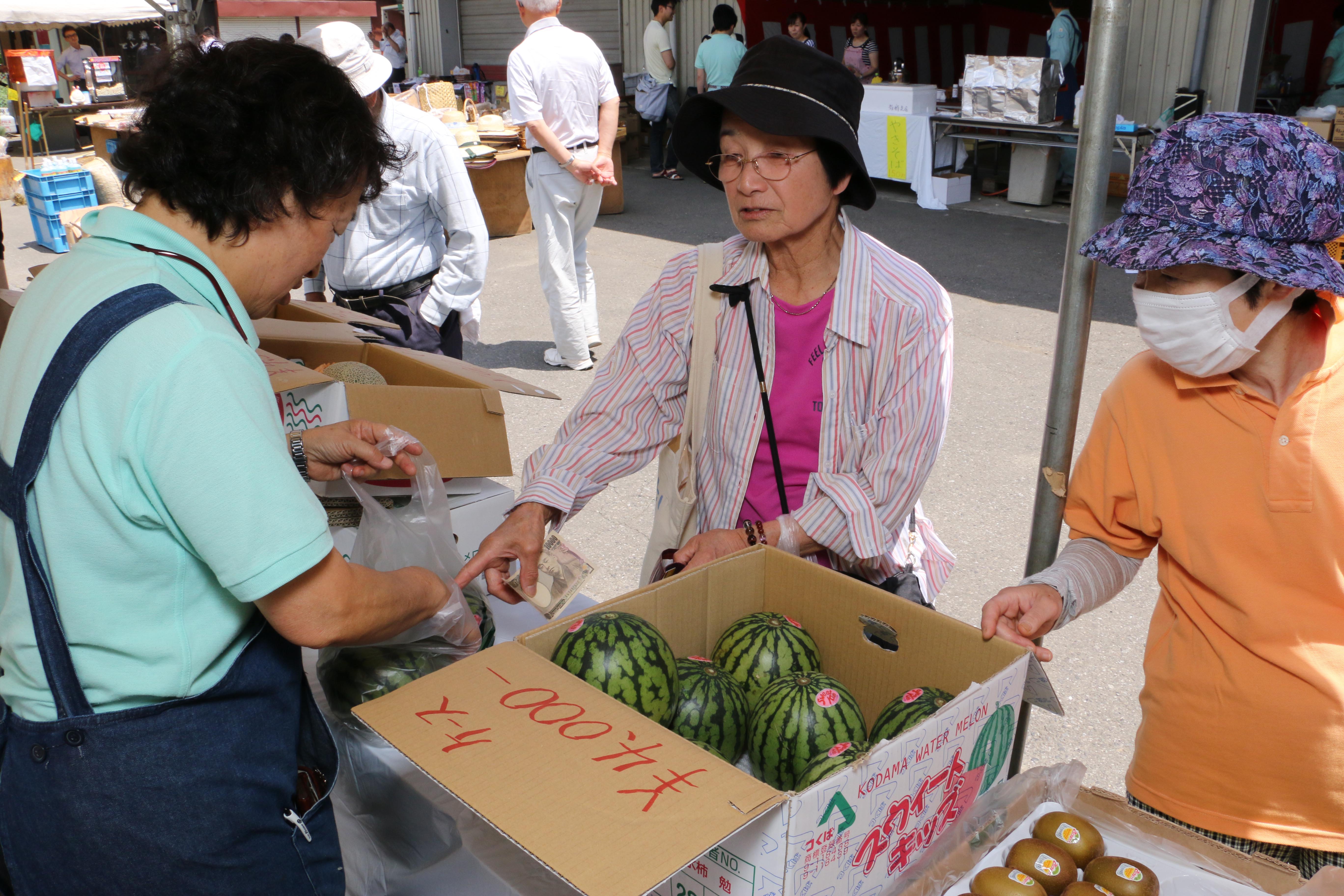 日頃の感謝を込めて（指扇支店）