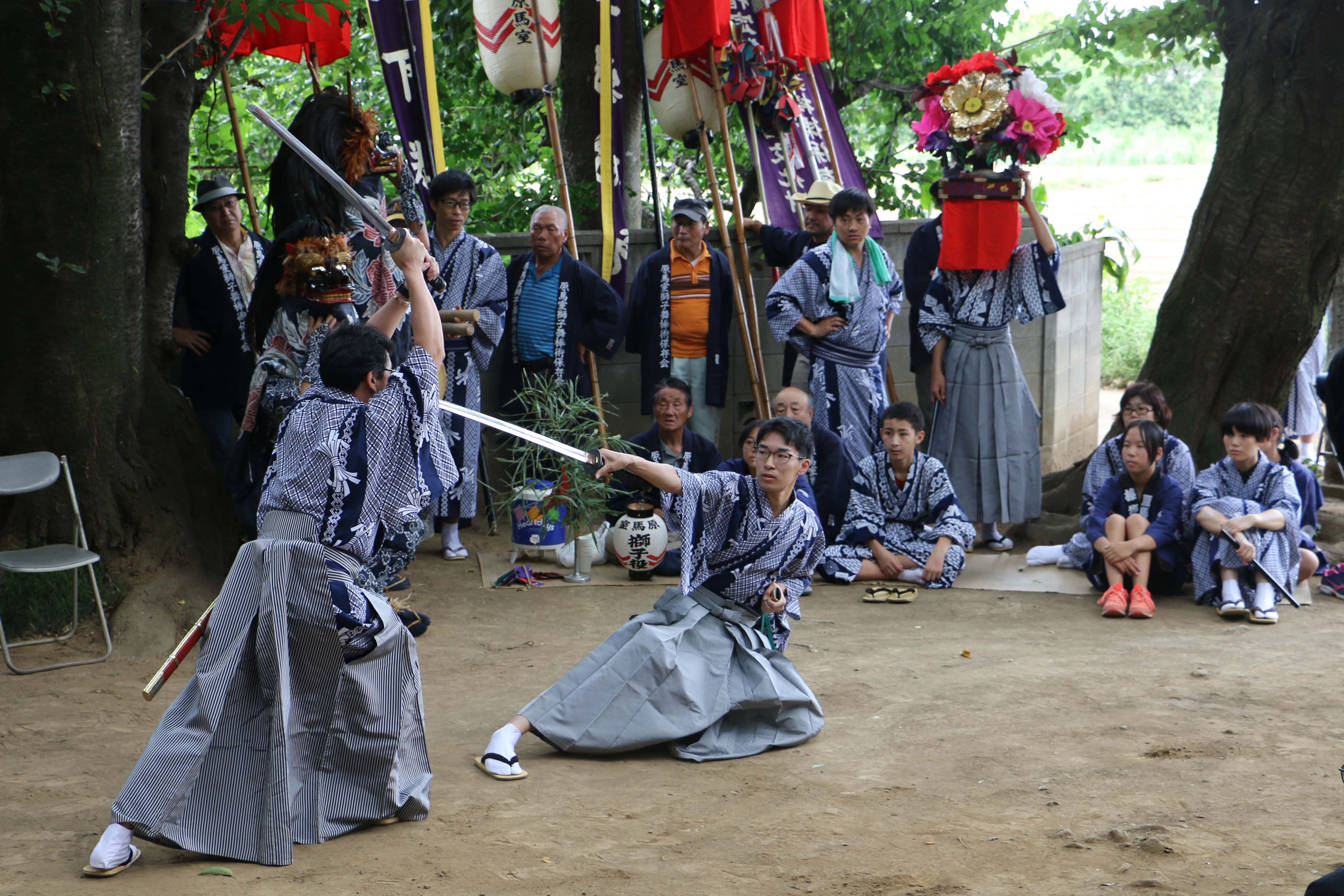 原馬室祭典獅子舞棒術（鴻巣支店）