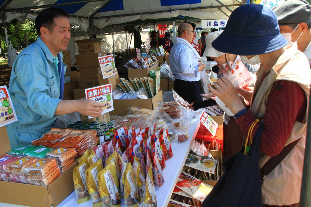 Ｐ12右下　通信員（大砂土・宮原）花と緑の祭典-min