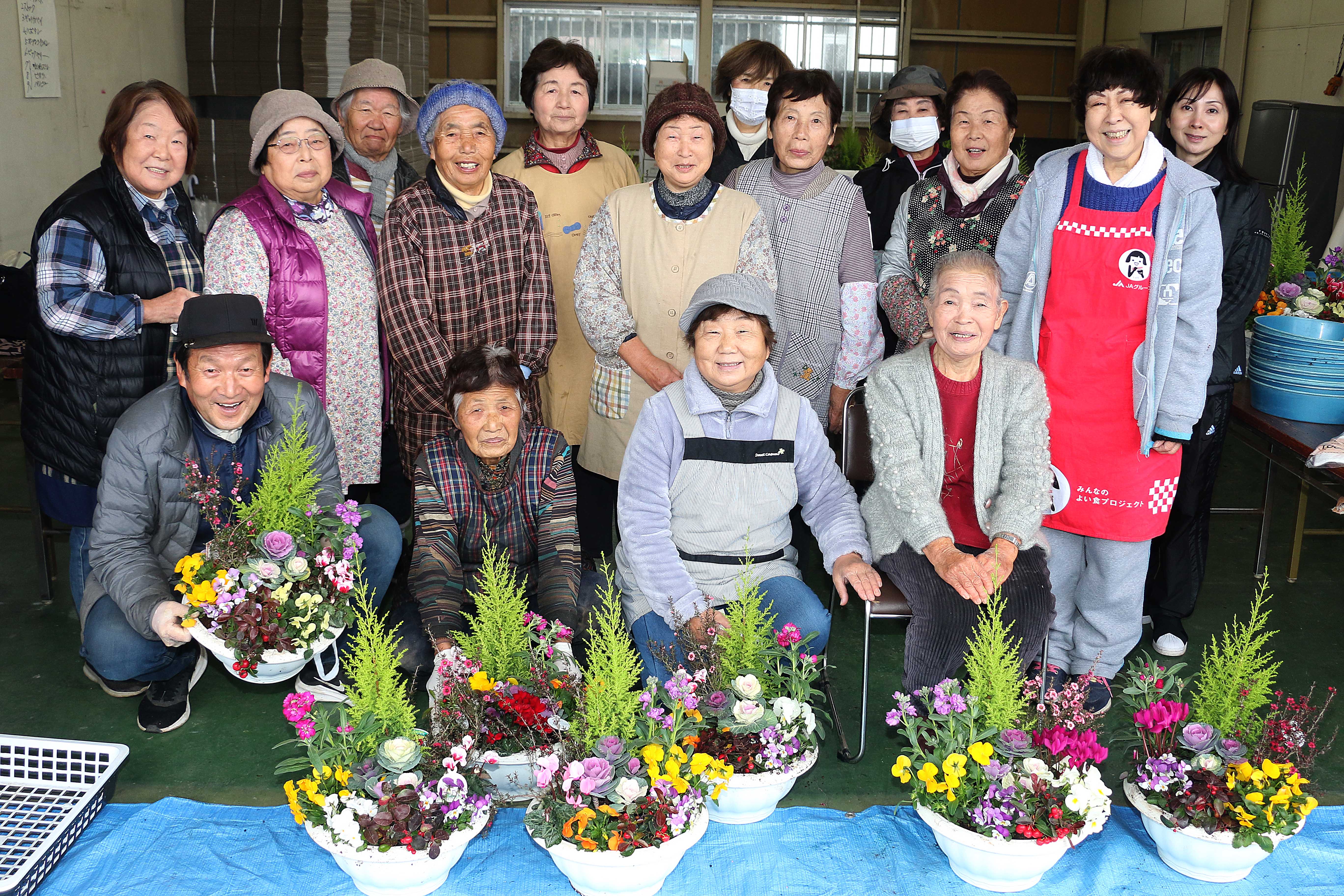 楽しく寄せ植え（平方支店：上尾市）