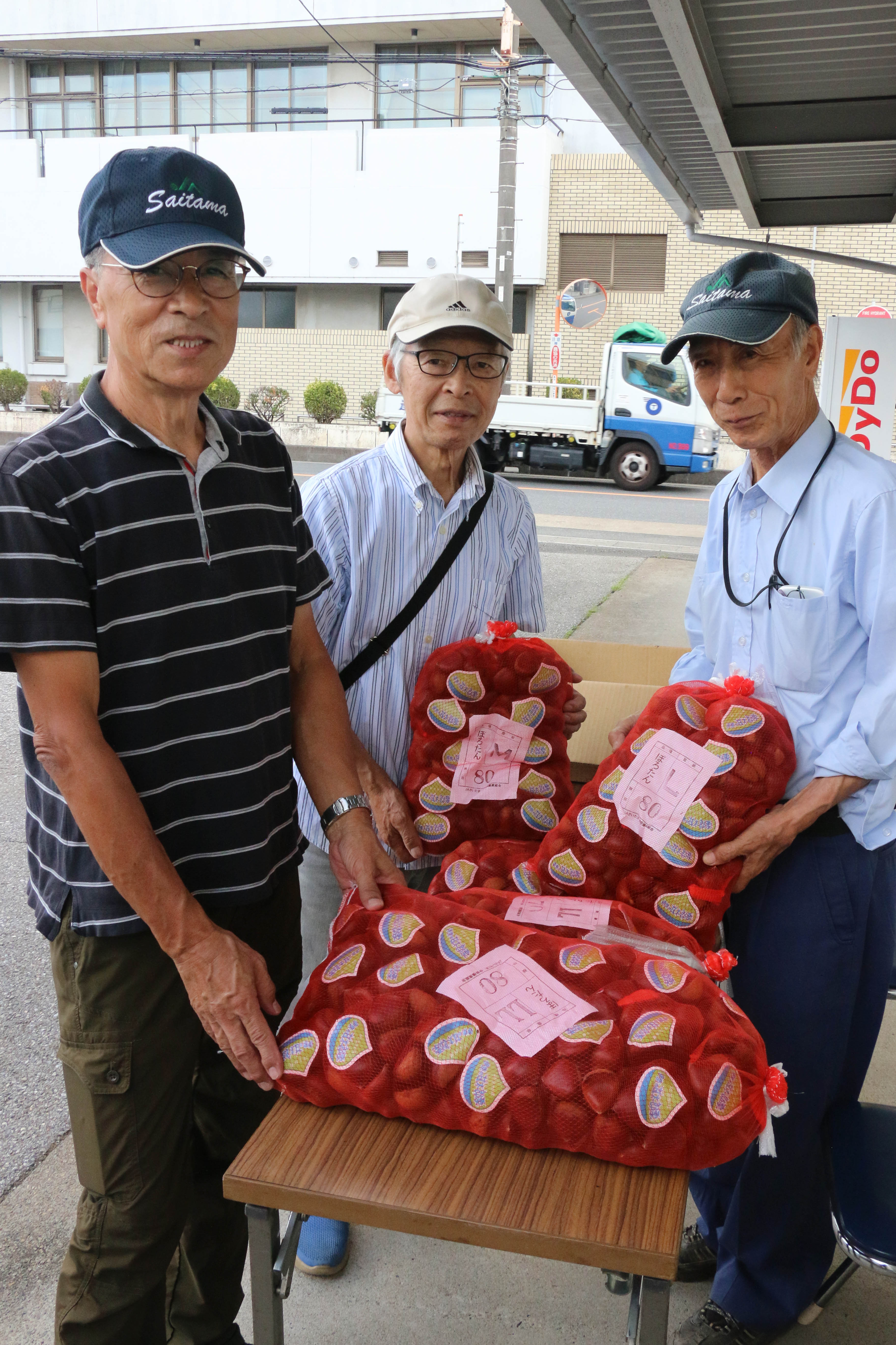 伊奈産の栗、ＪＡ直売所で（伊奈支店：伊奈町）